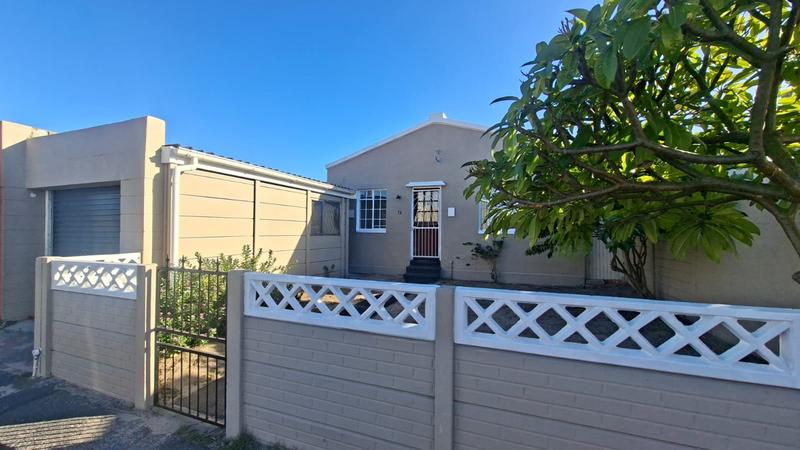 To Let 3 Bedroom Property for Rent in New Woodlands Western Cape